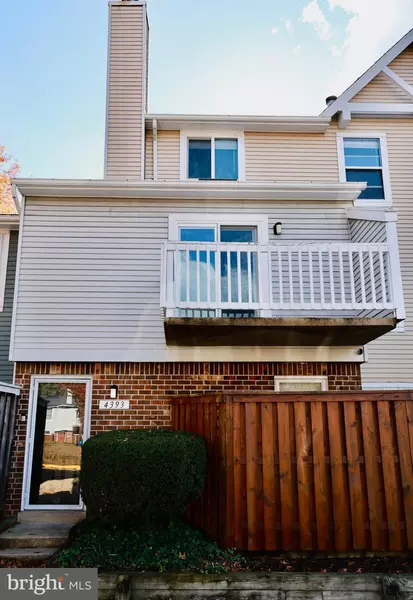 4393 PEMBROOK VILLAGE DR #84, Alexandria, VA 22309