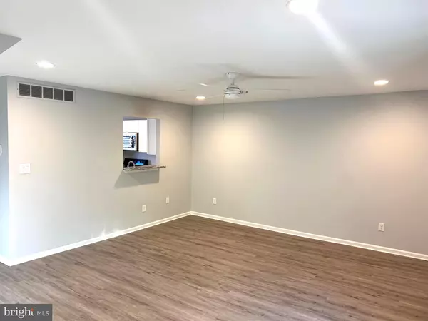 Wilmington, DE 19808,5121 W WOODMILL DR