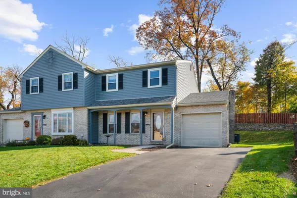 4160 NEWPORT DR, Emmaus, PA 18049