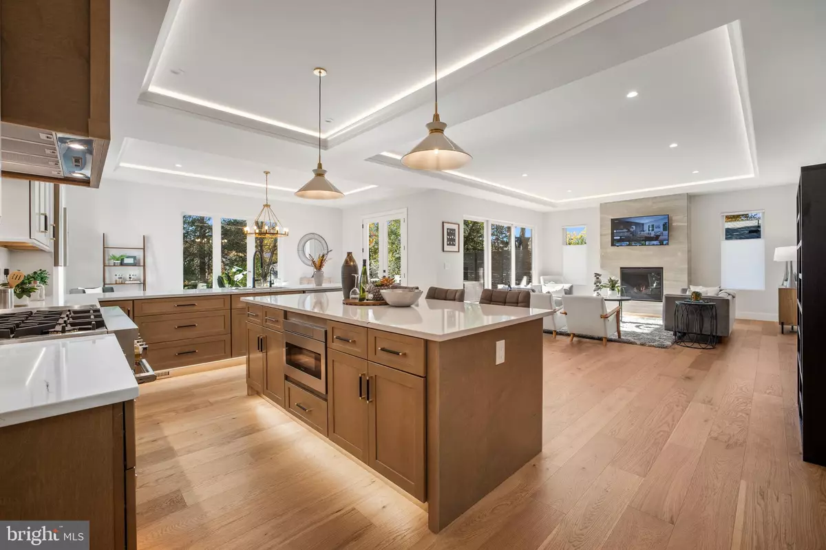 Mclean, VA 22102,8023 LEWINSVILLE RD