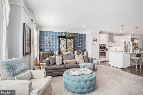 Alexandria, VA 22303,2824 RED STAR LN