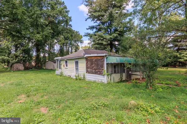 Glen Burnie, MD 21060,7326 GREEN ACRES DR