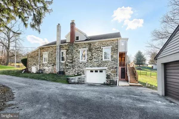 Seven Valleys, PA 17360,9446-9448 E SPRINGFIELD RD