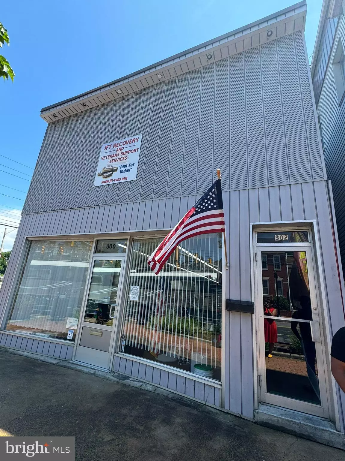 Lemoyne, PA 17043,300-302 MARKET ST