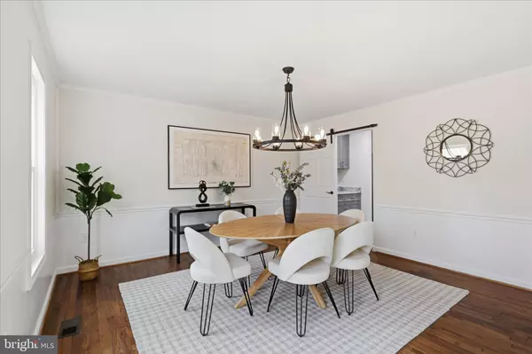 Burke, VA 22015,5606 TILIA CT