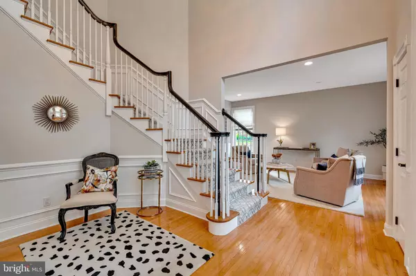 Huntingdon Valley, PA 19006,2765 HONEYSUCKLE LN