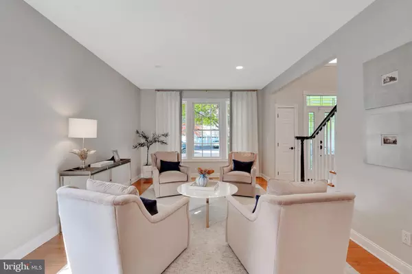 Huntingdon Valley, PA 19006,2765 HONEYSUCKLE LN