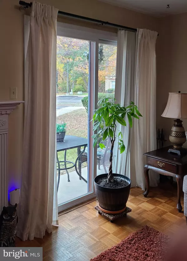 West Deptford, NJ 08051,463 DURHAM CT