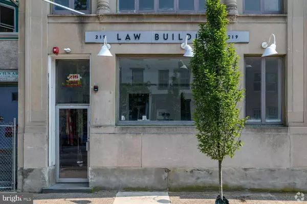 Trenton, NJ 08608,219 E HANOVER #303