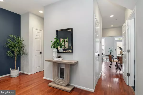 Washington, DC 20003,253 14TH ST SE #A