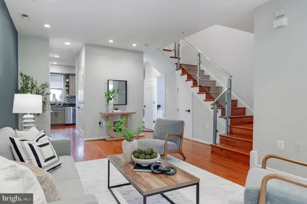 Washington, DC 20003,253 14TH ST SE #A