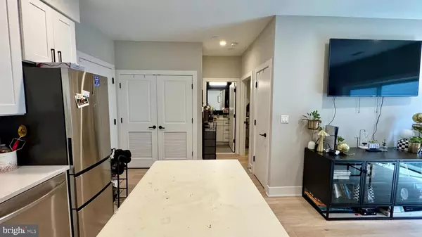 Washington, DC 20002,1016 17TH PL NE #301