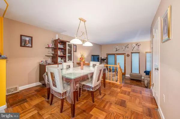 Philadelphia, PA 19145,1926 FORRESTAL ST