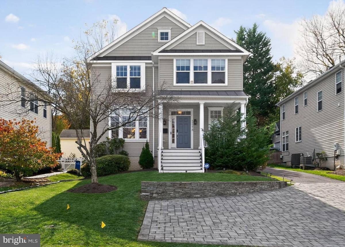 Kensington, MD 20895,11218 UPTON DR