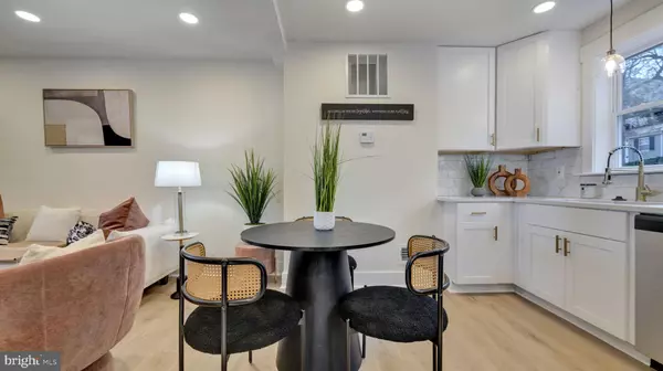 Washington, DC 20019,5543 CENTRAL AVE SE