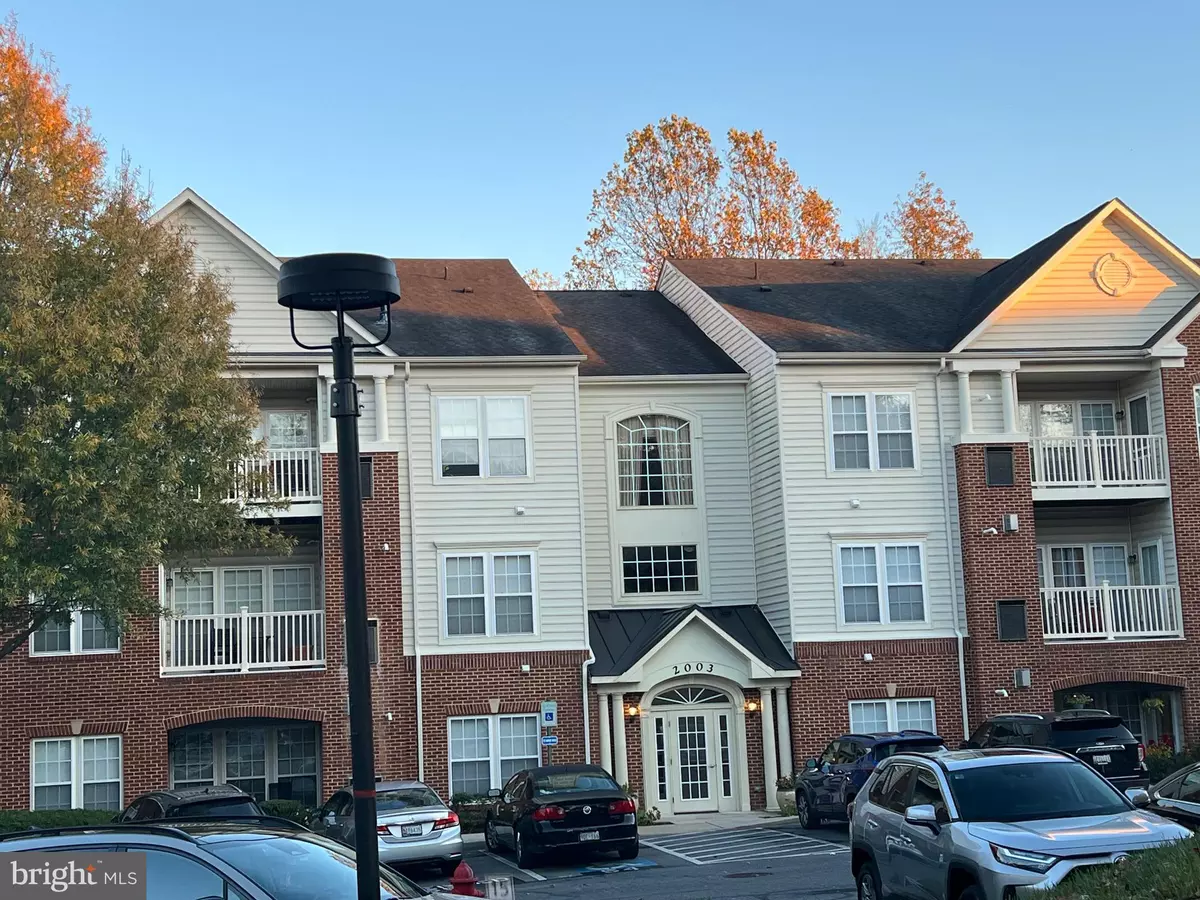 Bowie, MD 20721,2003 CONNOR CT #703L