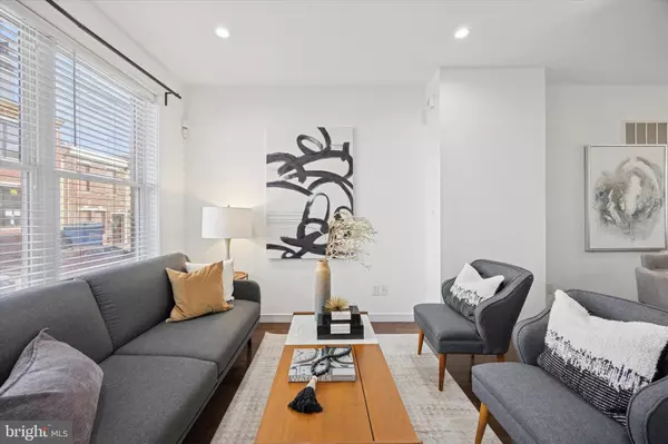 Philadelphia, PA 19146,2212 MONTROSE ST