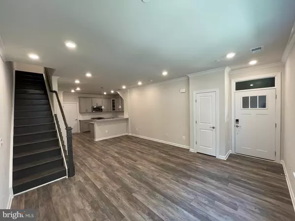 Sterling, VA 20166,20687 HERON LANDING DR