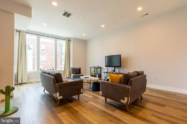 Philadelphia, PA 19125,1850 FRANKFORD AVE #B