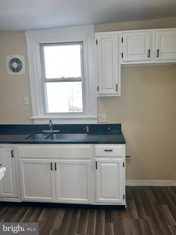 Upper Darby, PA 19082,7129 SEAFORD RD