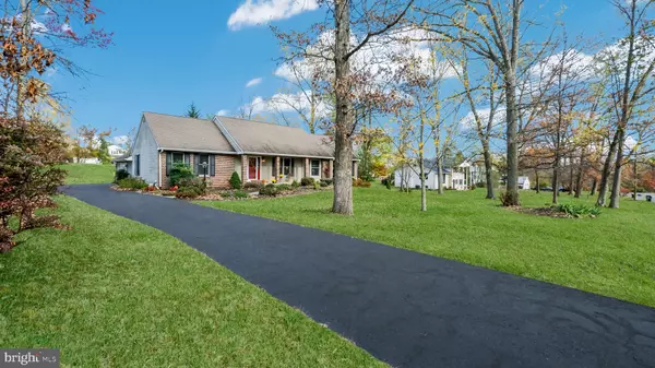 3633 MEADOW LN, Chalfont, PA 18914