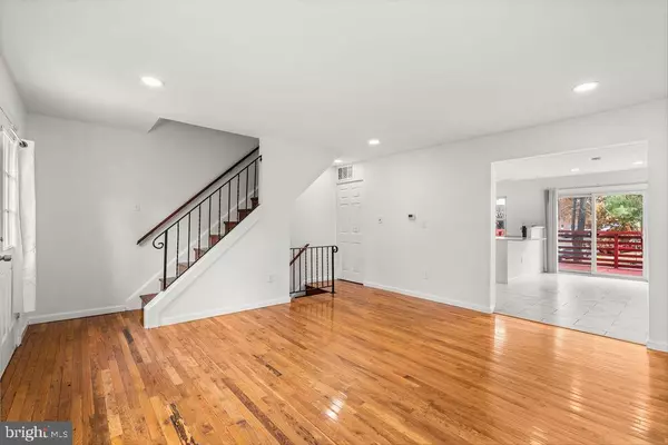 Woodbridge, VA 22191,2903 WILLIAMSBURG CT