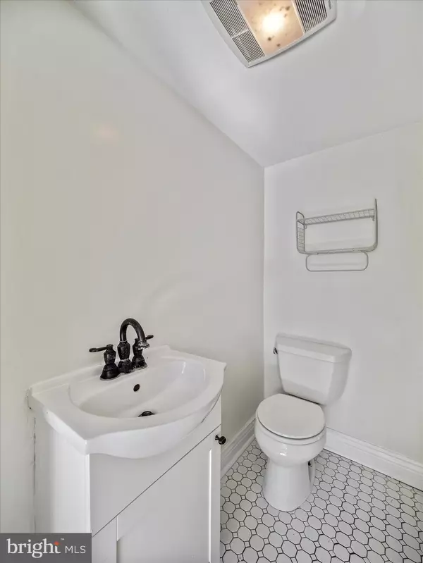 Frederick, MD 21701,17 W 3RD ST