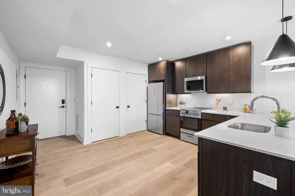 Philadelphia, PA 19143,5200-10 CHESTER AVE #402