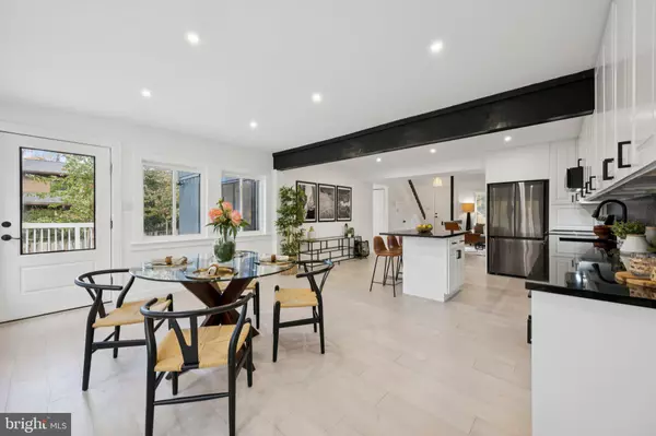 North Potomac, MD 20878,14912 COLES CHANCE RD