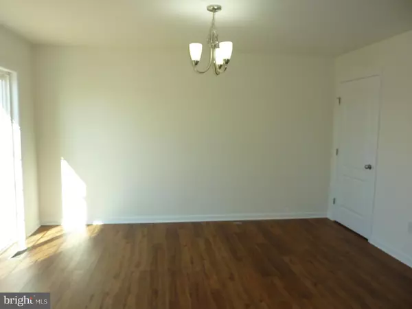 Smyrna, DE 19977,65 COTSWOOD CT