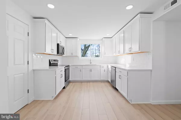 Mullica Hill, NJ 08062,801 ELDRIDGES HILL RD