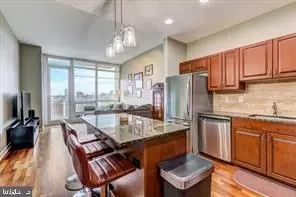 901 N PENN ST #F1302, Philadelphia, PA 19123