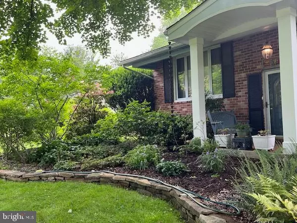 Columbia, MD 21046,6725 PINE DR