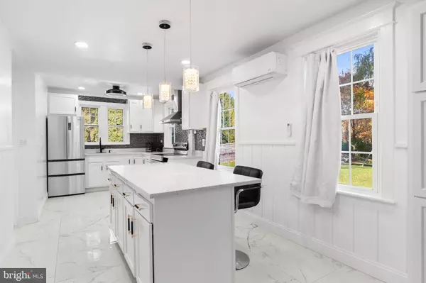 Bethlehem, PA 18015,1439 SEIDERSVILLE RD