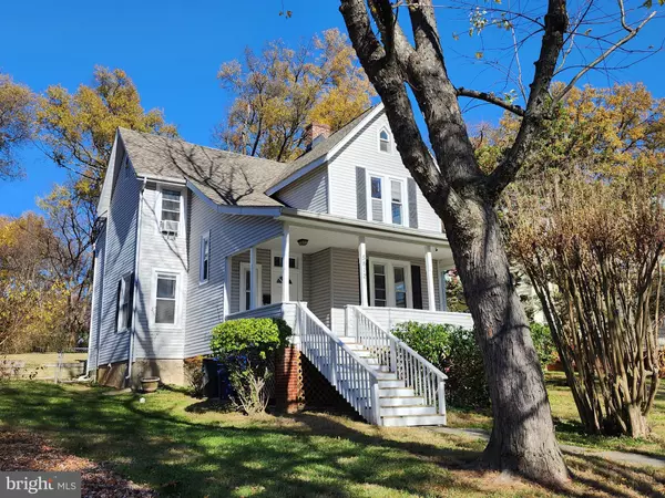 College Park, MD 20740,5812 QUEBEC ST