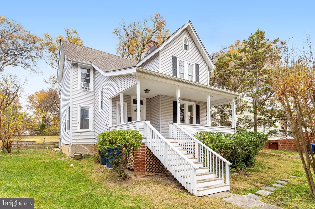 College Park, MD 20740,5812 QUEBEC ST