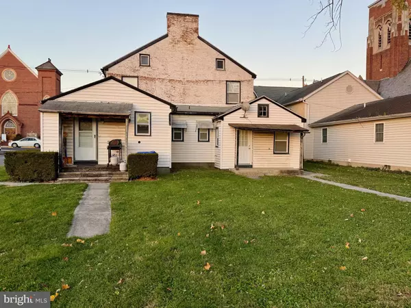 Greencastle, PA 17225,137 E BALTIMORE STREET