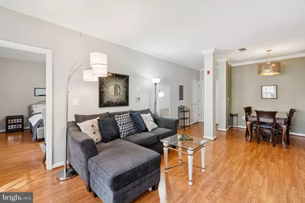 Alexandria, VA 22311,4550 STRUTFIELD LN #2424