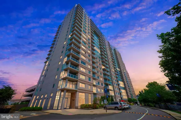 Philadelphia, PA 19123,901 N PENN ST #F1206