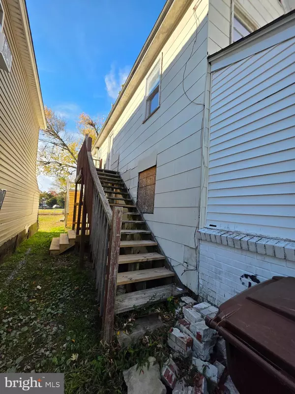 Cambridge, MD 21613,613 SCHOOL HOUSE LN