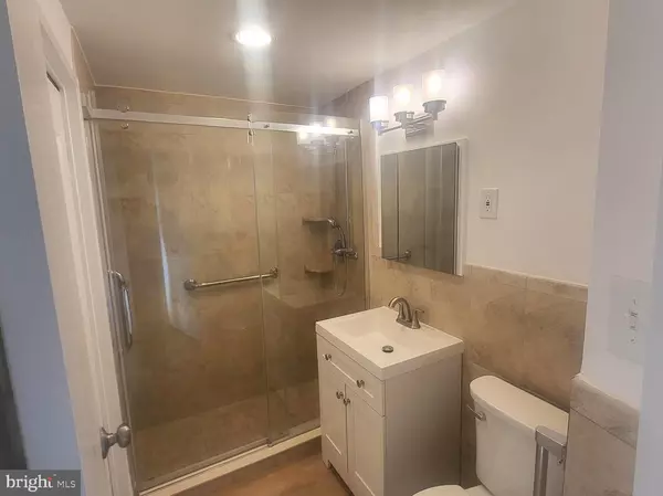 Rockville, MD 20852,10500 ROCKVILLE PIKE #M15