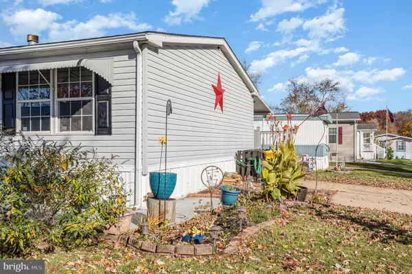 Middle River, MD 21220,3542 HONEYSUCKLE LN