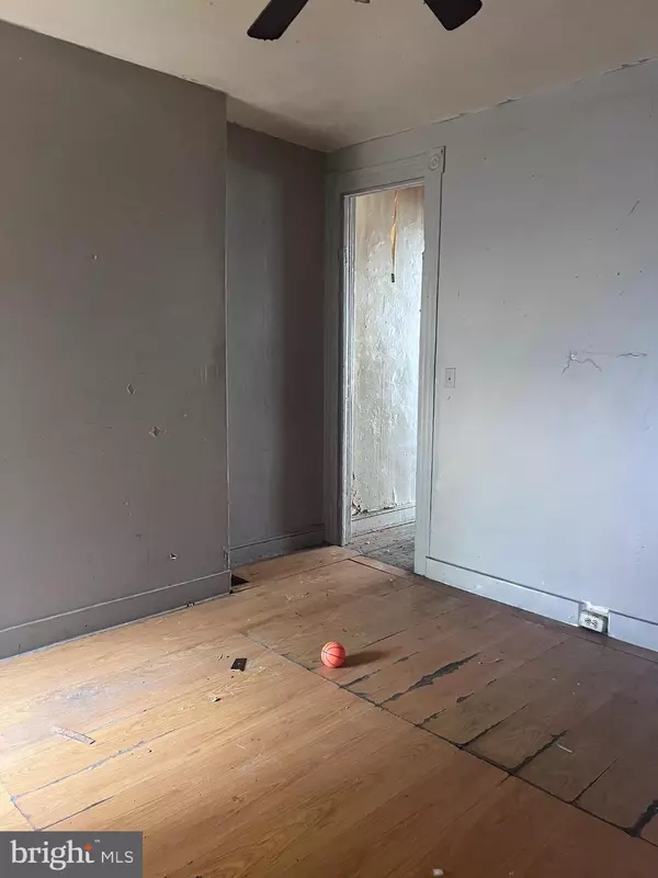 Baltimore, MD 21217,1637 N FULTON AVE