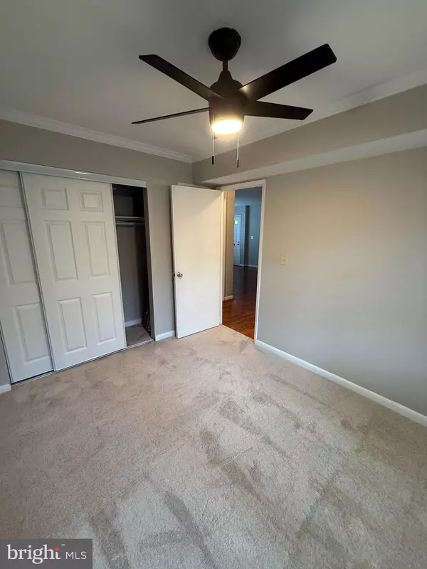 Arlington, VA 22206,2659 S WALTER REED DR #C