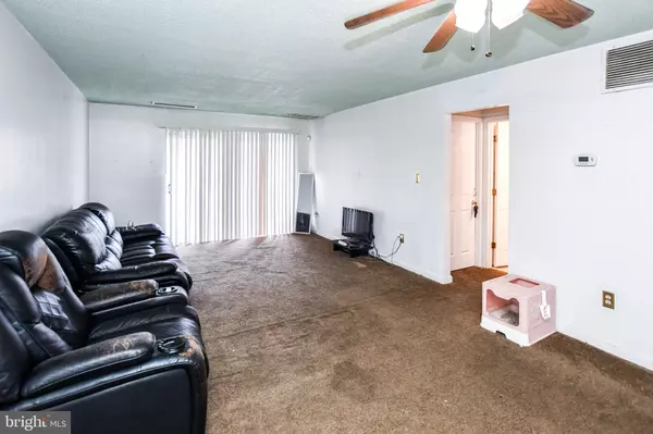 Washington, DC 20019,5100 F ST SE #7