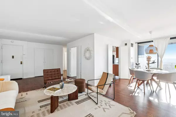 Alexandria, VA 22304,250 S REYNOLDS ST #703