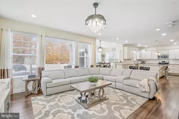 White Plains, MD 20695,5405 DARLINGTON CT