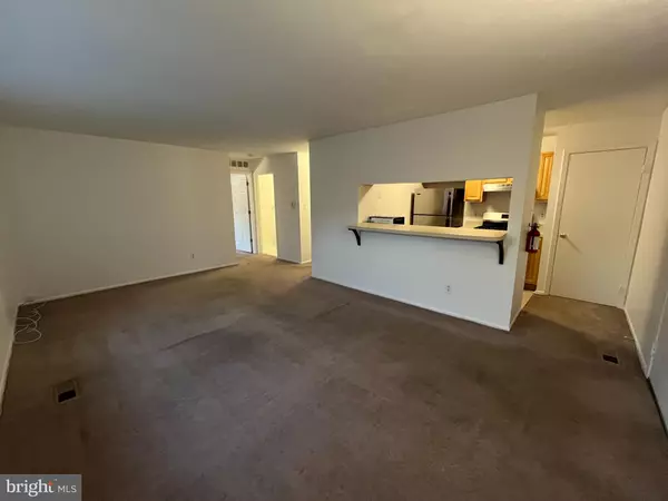 Marlton, NJ 08053,1909 WOODHOLLOW DR