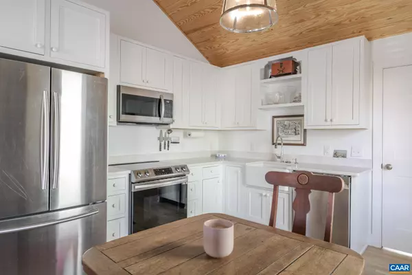 Charlottesville, VA 22902,216 PALATINE AVE