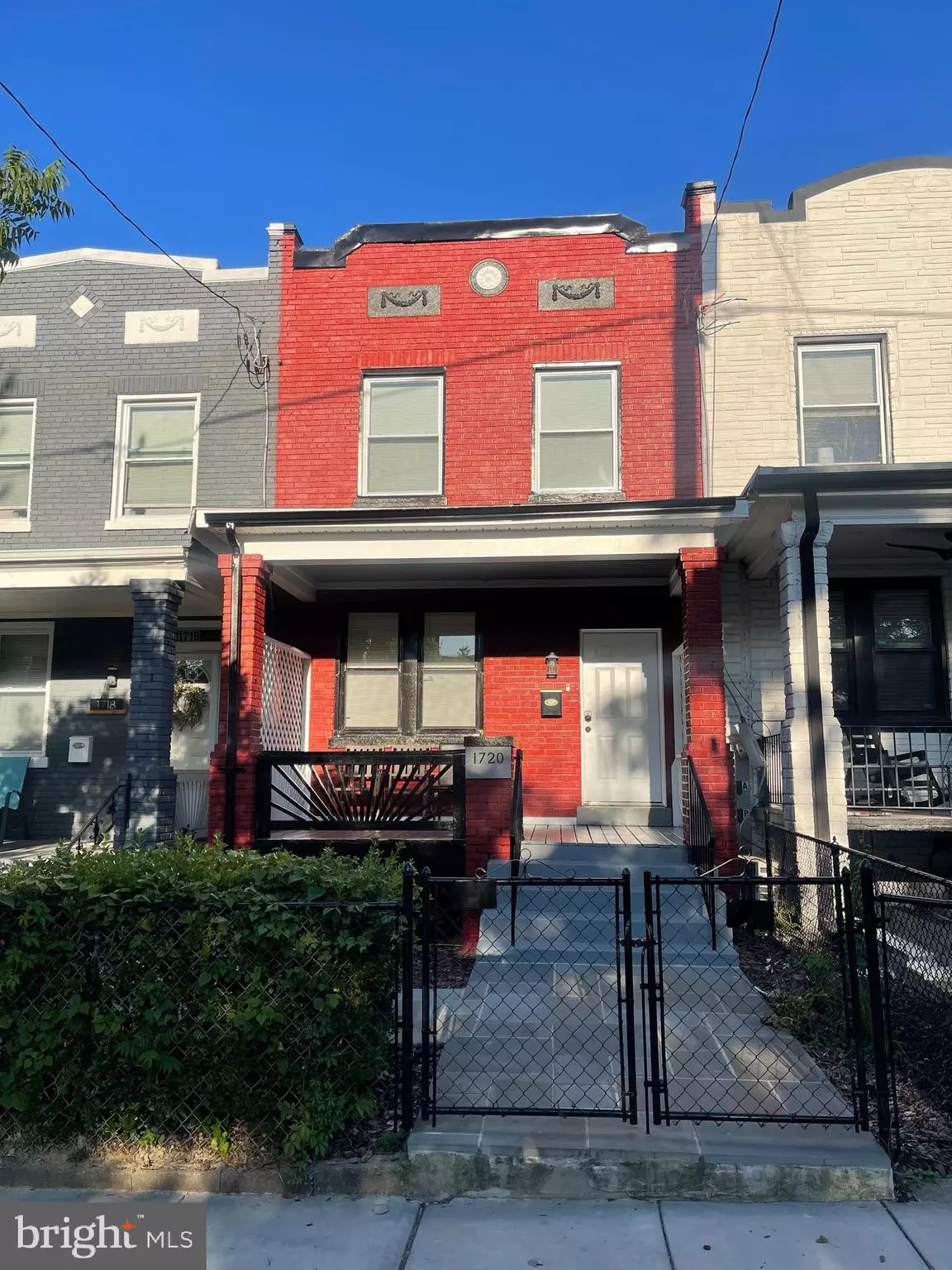 Washington, DC 20020,1720 16TH ST SE #B